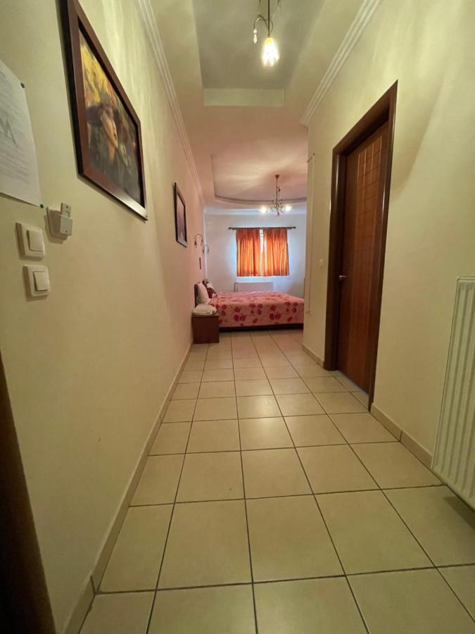 Hotel Melastron Elassona Екстер'єр фото