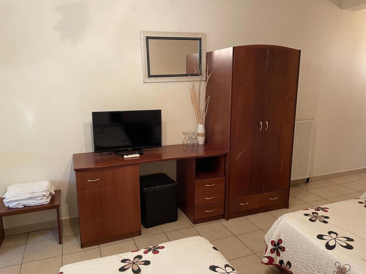 Hotel Melastron Elassona Екстер'єр фото